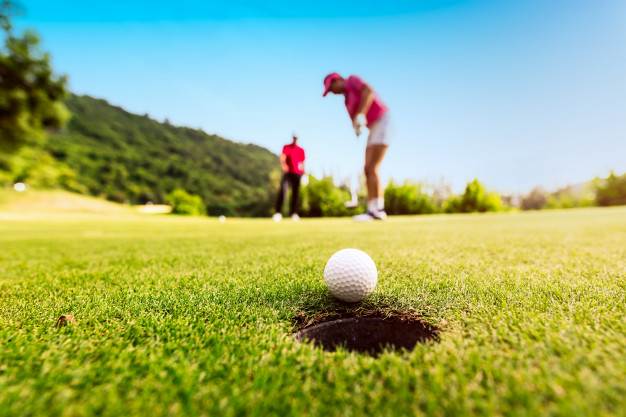 Golfe em Orlando: Conheça os melhores campos para praticar o esporte!
